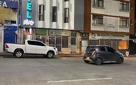 Hotel Plaza Paris